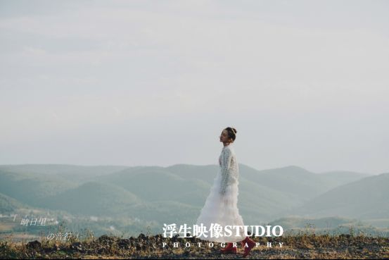 丽江大理拍婚纱照价格一般多少钱云南旅拍摄影工作室大发彩票(图2)